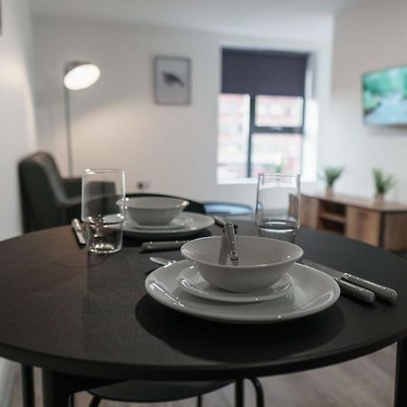 Modern 1 Bed Apartment In Liverpool Centre エクステリア 写真