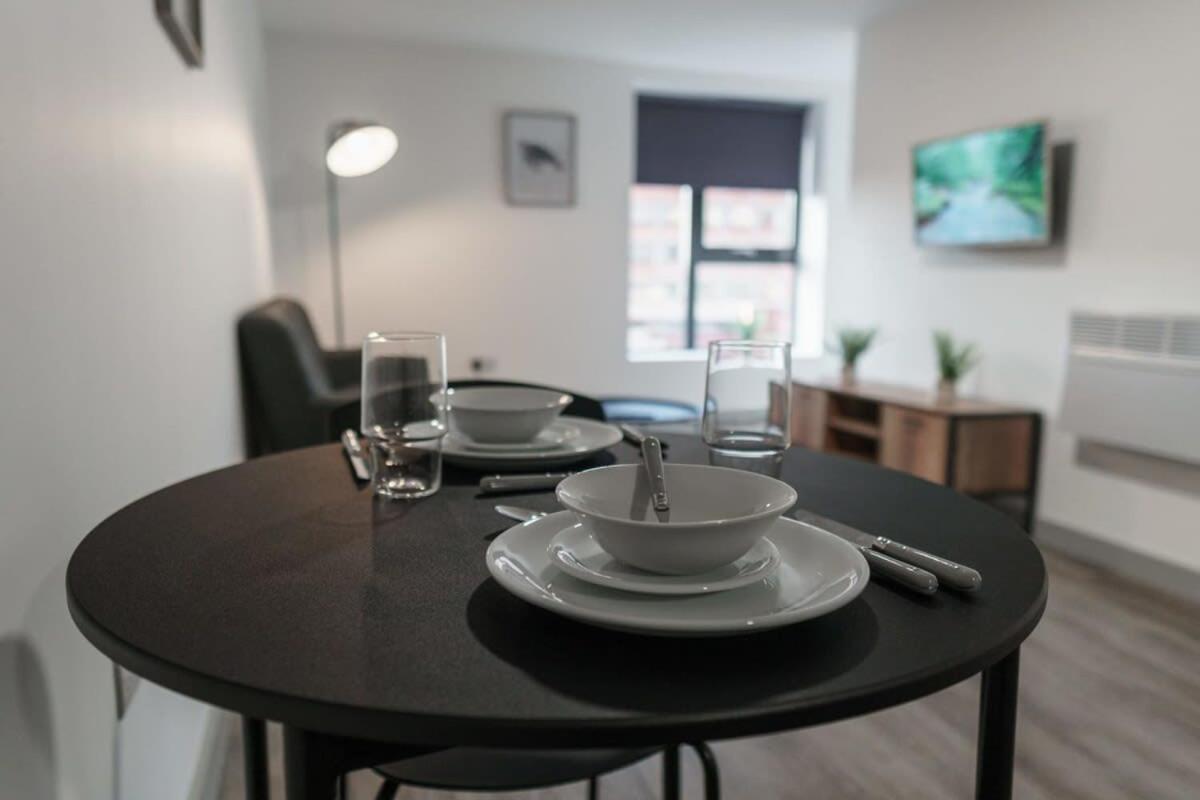 Modern 1 Bed Apartment In Liverpool Centre エクステリア 写真