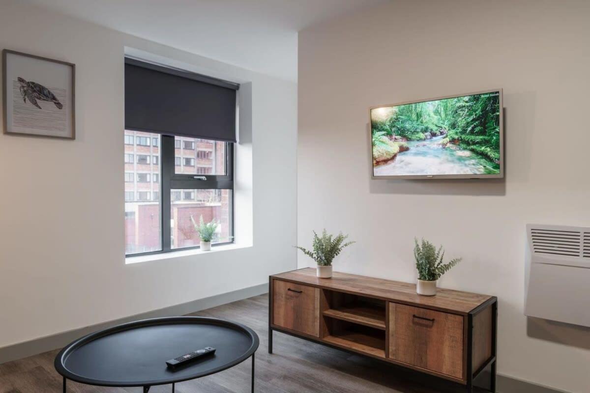 Modern 1 Bed Apartment In Liverpool Centre エクステリア 写真